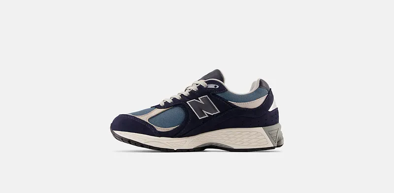 New Balance 2002R Dark Navy (M2002RNB)