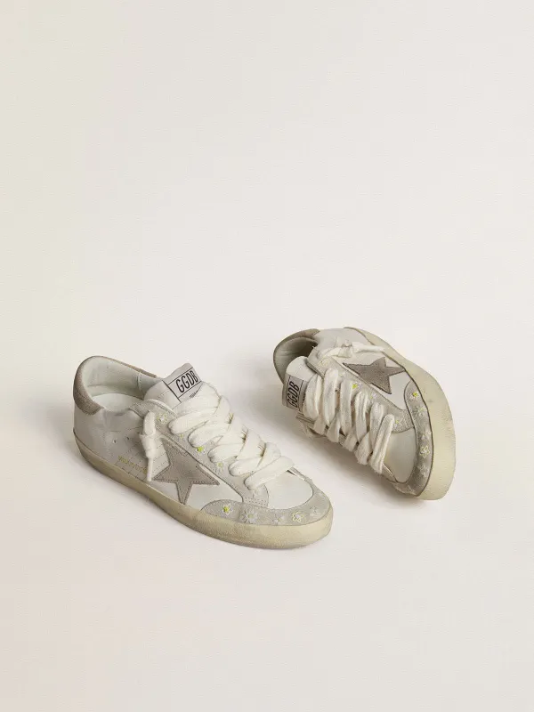 Golden Goose Women’S Super-Star Ltd With Beige Suede Star And Heel Tab And Floral Embroidery (GWF00107.F007292.11954) (2)