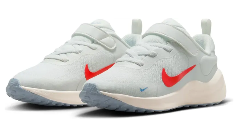 nike-revolution FB7690-104