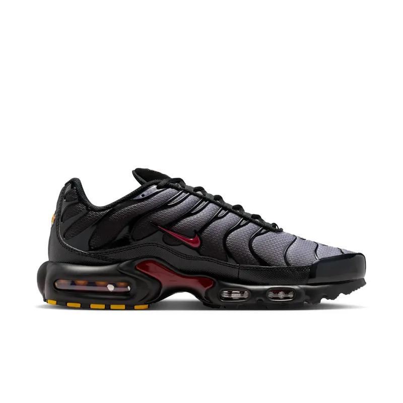Nike Tuned Black/Pencil Point/Team Crimson (DM0032-032)