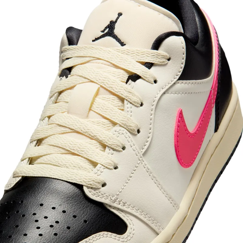 Air Jordan 1 Low “Flight Club” (DC0774-107)