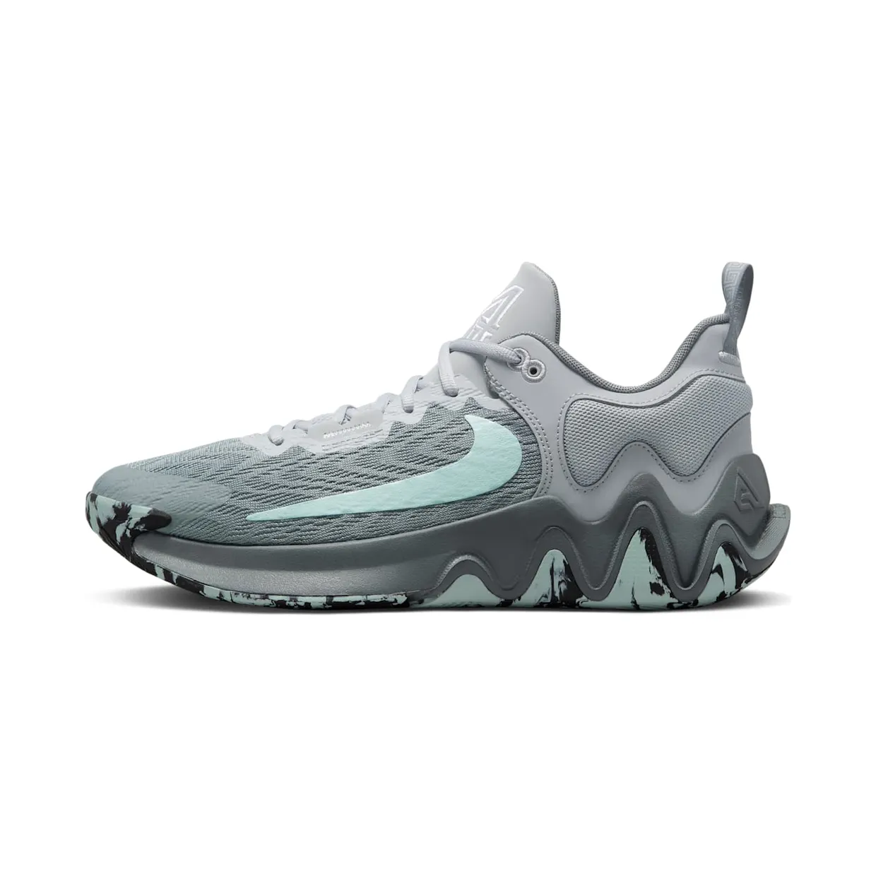 nike-giannis-immortality DM0825-004