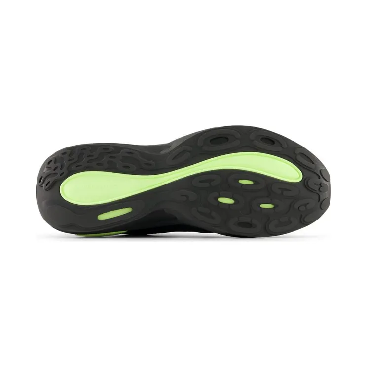 new-balance-sneaker MACR15LG