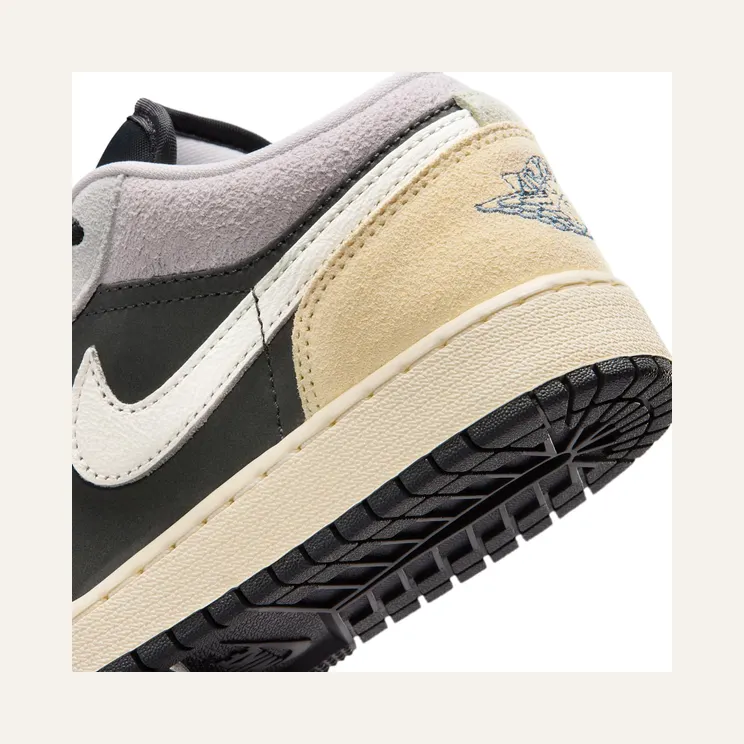 air-jordan-1-low IB7111-004
