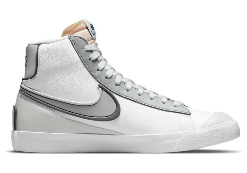 nike-blazer DA7233-103