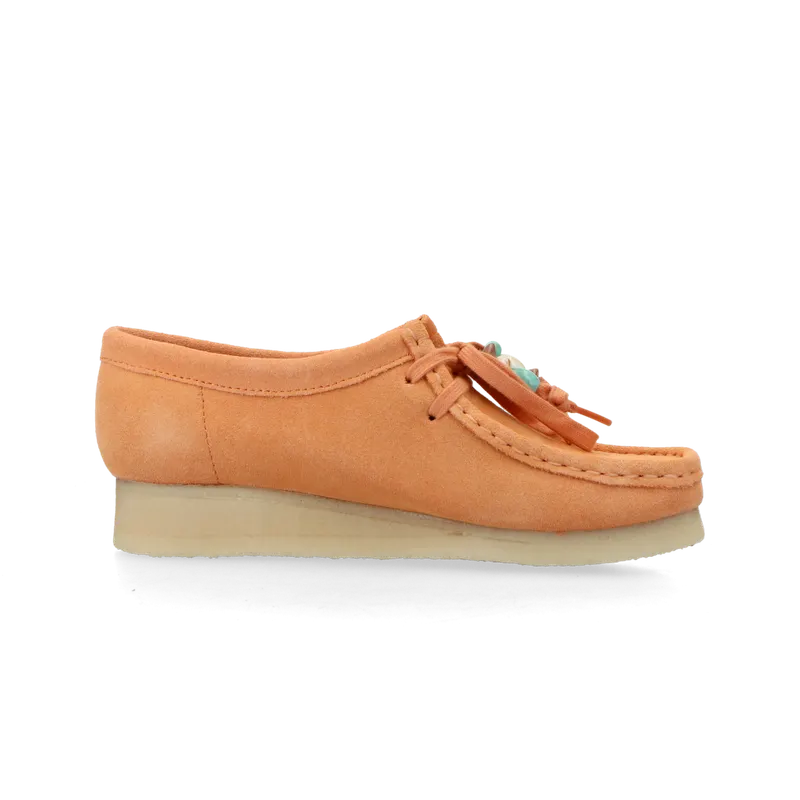 Clarks Originals Wallabee (pale peach sde) – 26180671