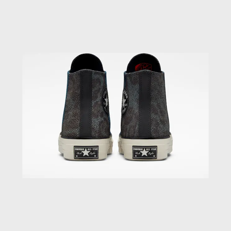 converse-chuck-taylor-all-star A01084C