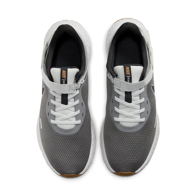 Nike Revolution 5 FlyEase Smoke Grey Smoke Grey/Photon Dust-Metallic Copper-Dark Smoke Grey (BQ3211-002)