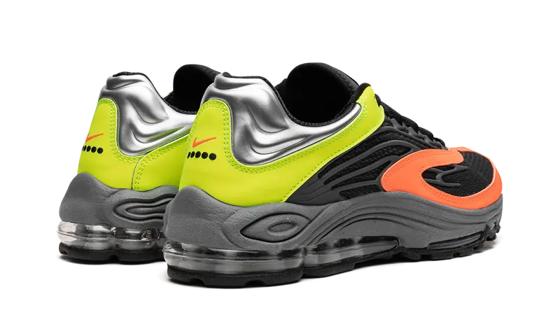 Nike Air Tuned Max “Black Volt Orange” (DH4793-700)
