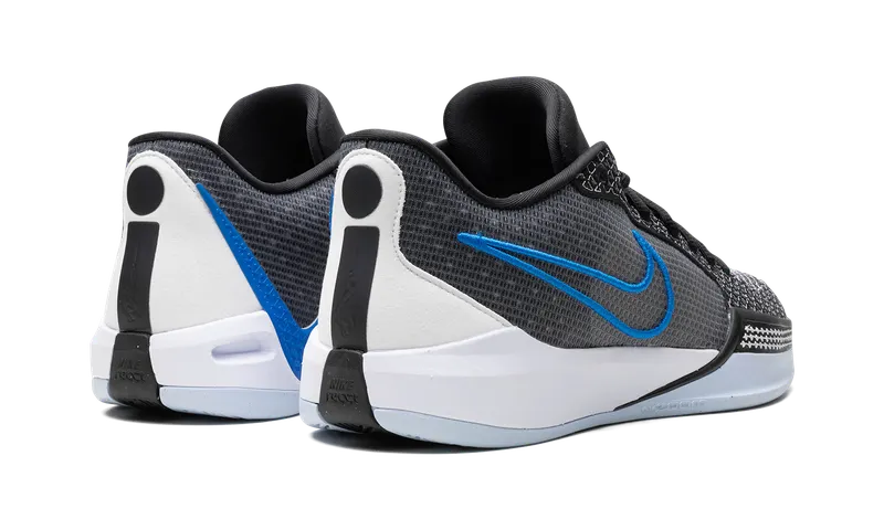 Nike Sabrina 1 “Family Bonds” (FQ3381-001)