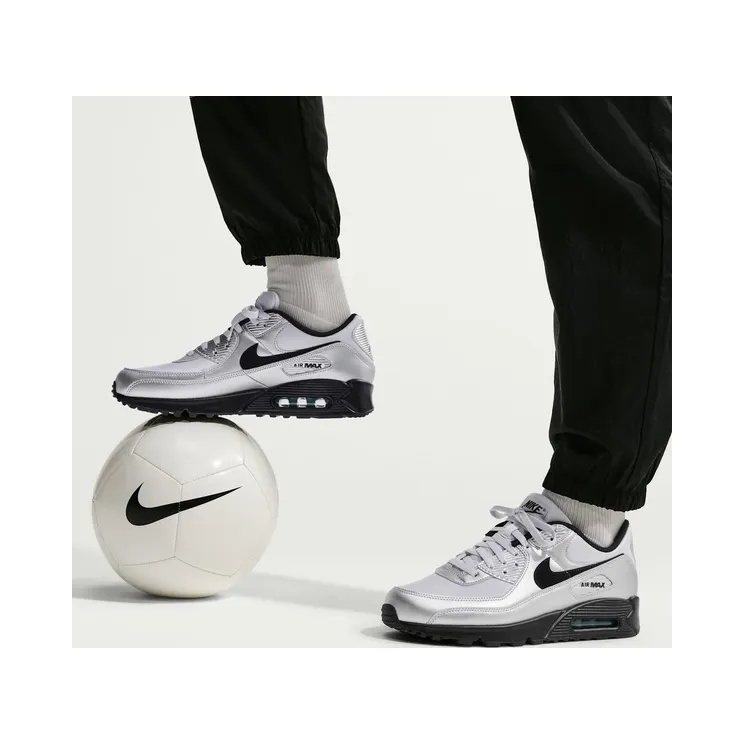nike-air-max IV5974-001