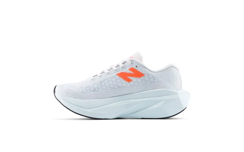 NEW BALANCE FuelCell SuperComp Trainer v3 “GLINT BLUE / DAYBREAK” (WRCX76E)