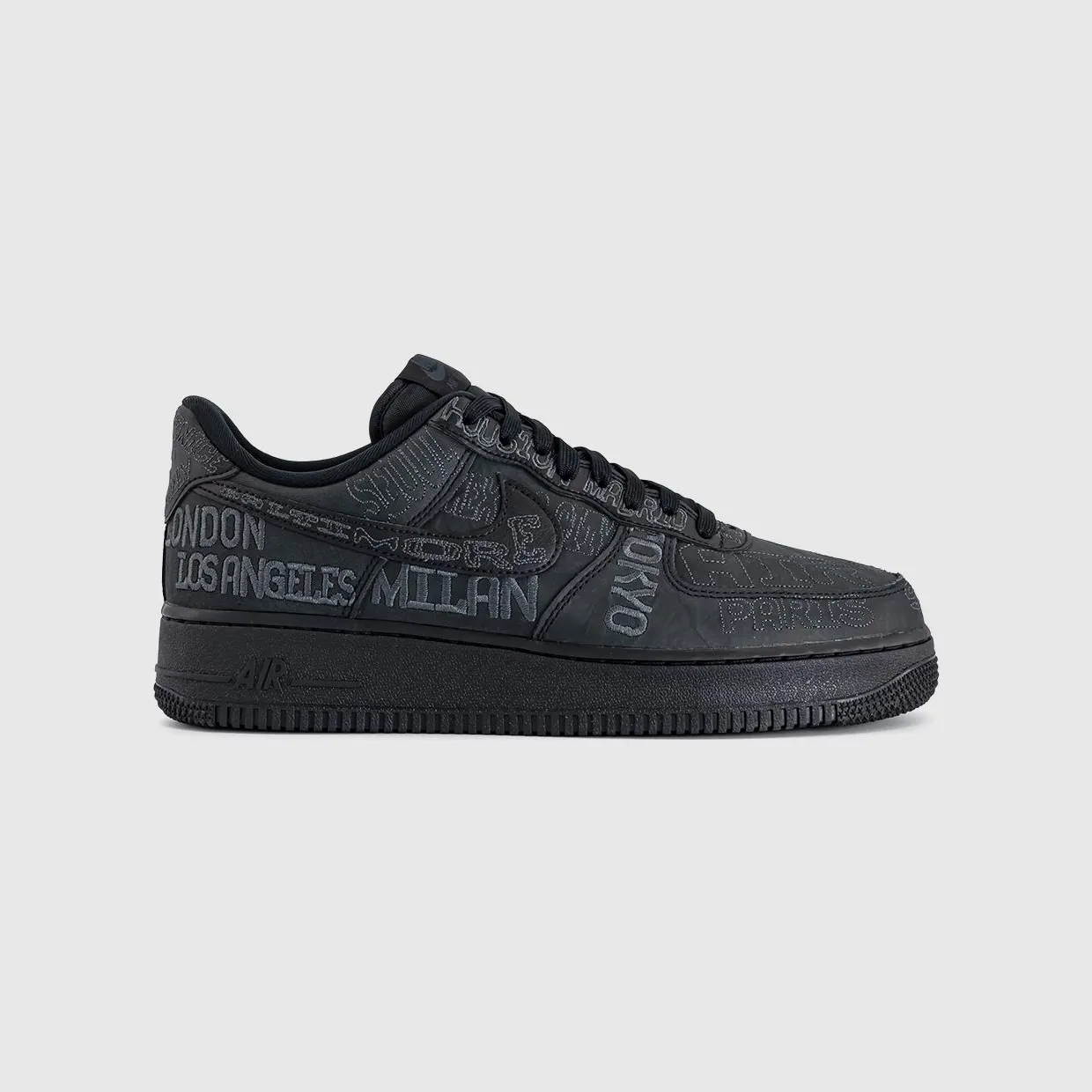nike-air-force II1549-001