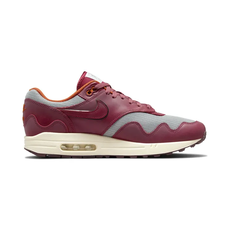 nike-air-max DO9549-001