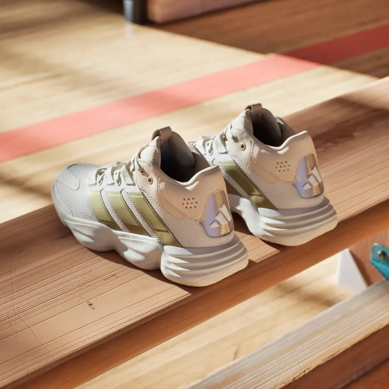 Adidas Court Stabil Indoor Sneakers Off White / Gold Metallic / Crystal Sand (JP9833)