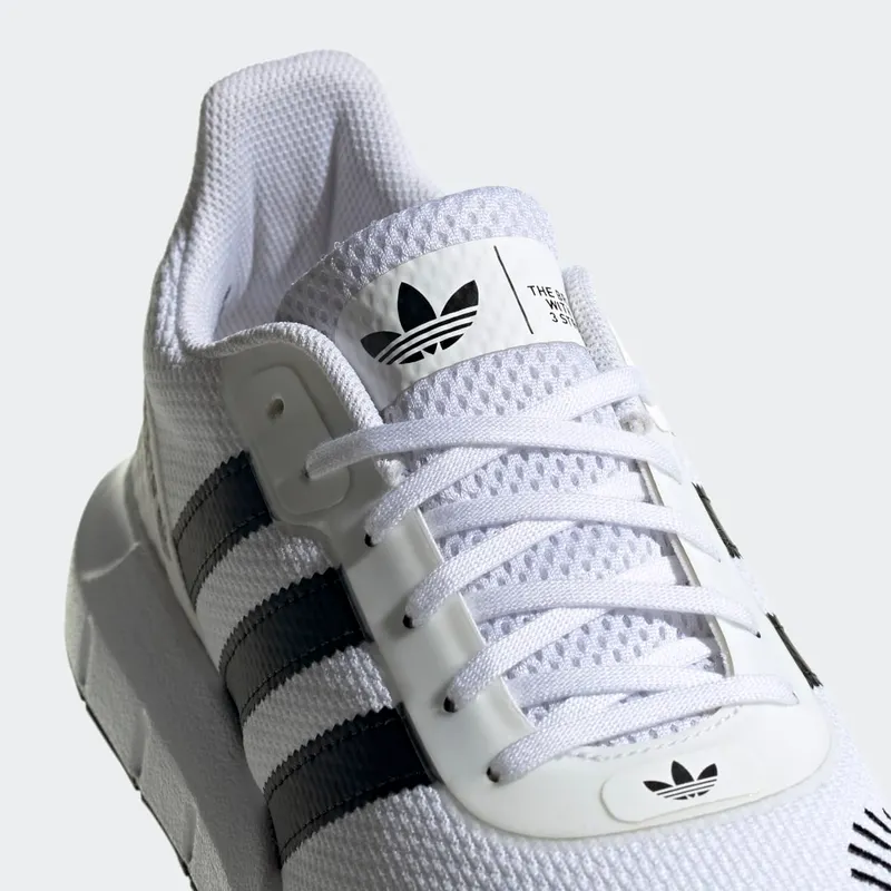 Adidas Swift Run RF ‘Cloud White’ Cloud White/Core Black/Cloud White (FV5358)