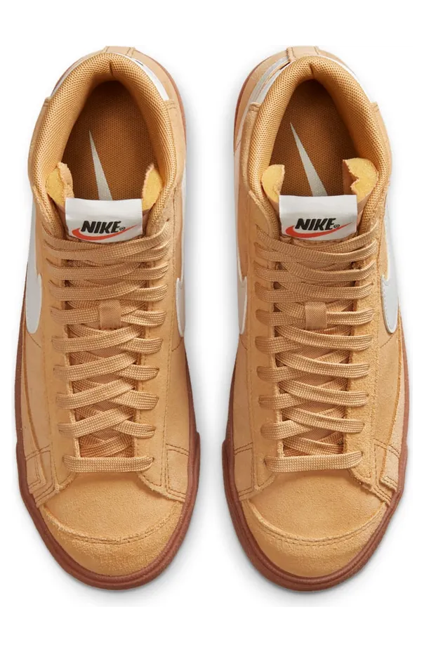 nike-blazer DB5461-700