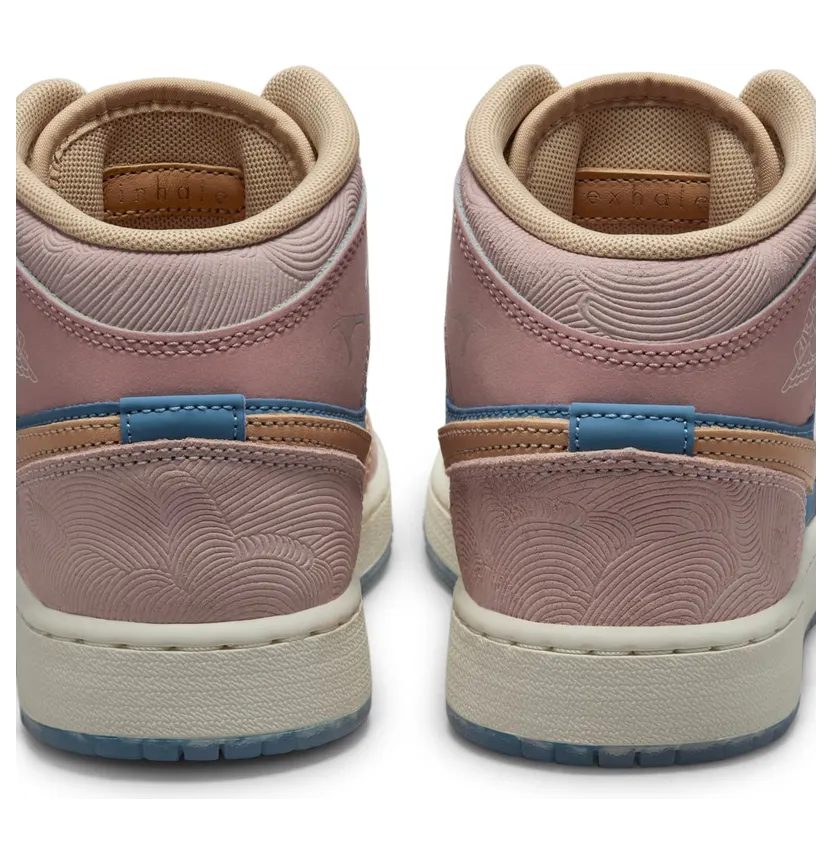 air-jordan-1 FN7452-400
