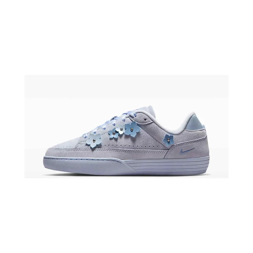 Nike Centre SE ‘Florette “Hydrogen Blue/Hydrogen Blue/Metallic Silver/Work Blue” (IV5303-400)