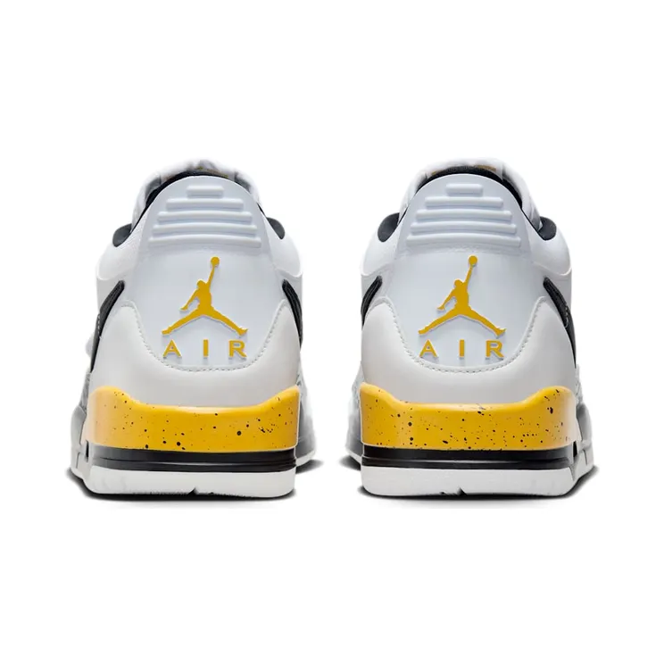 air-jordan-2-low CD7069-107