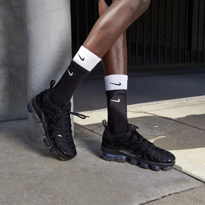 Nike Air VaporMax Plus SE Black (W) (DH1063-001)