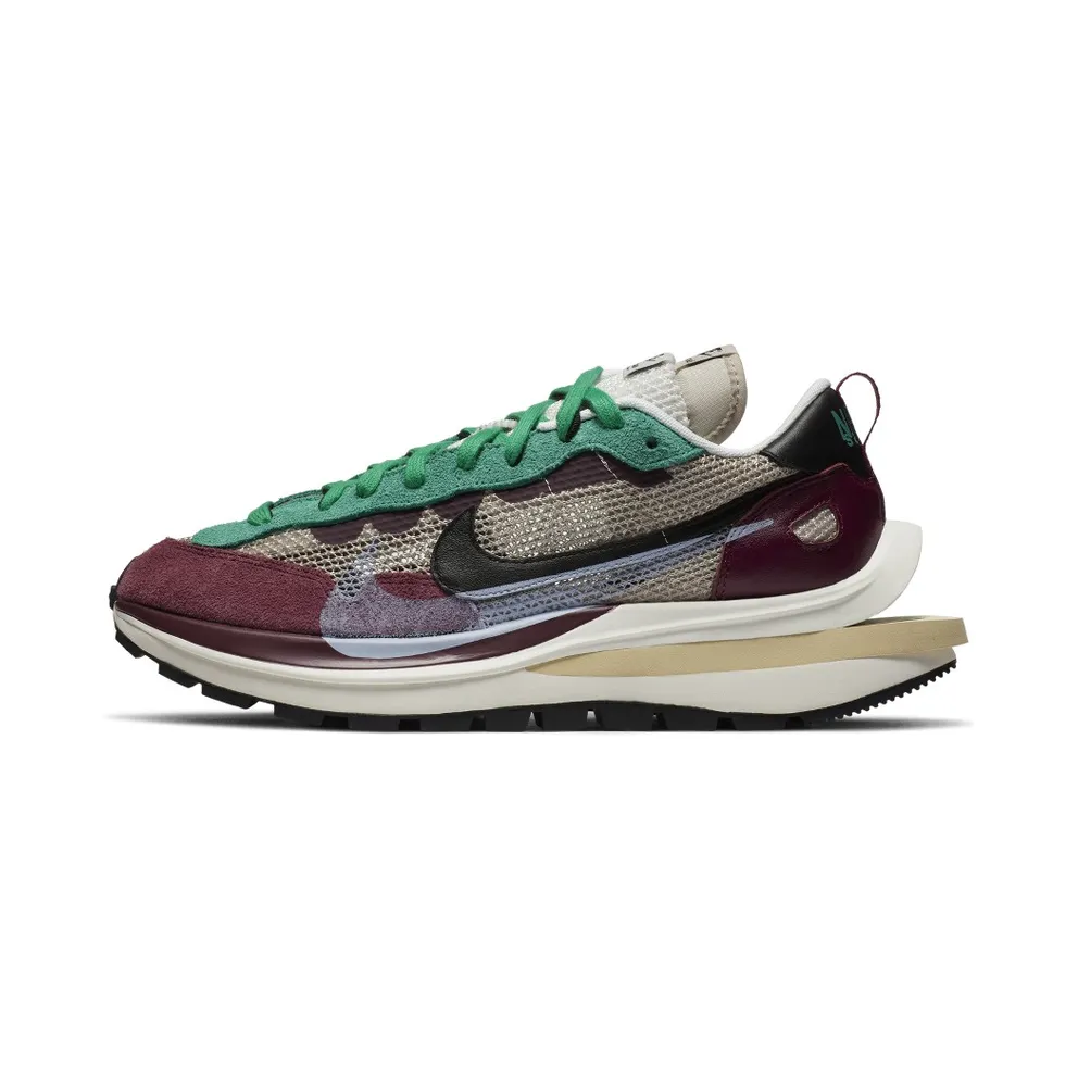 Nike Vaporwaffle sacai Villain Red Neptune Green String/Black-Villain Red-Neptune Green (DD3035-200)