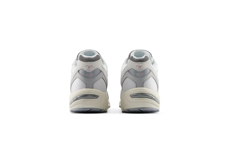New Balance 880 Reflection / White Pink