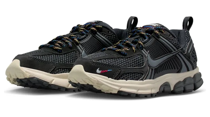 nike-vomero IB5853-001