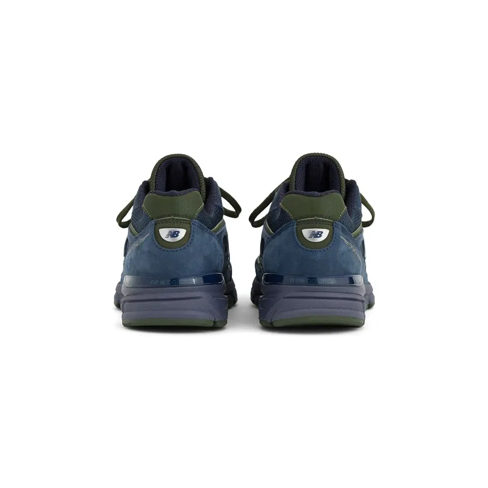New Balance 990v4 (U990BG4)
