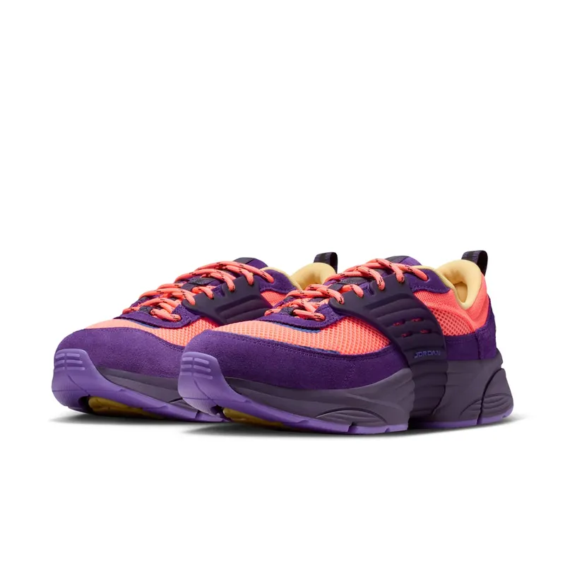 Jordan Trunner O/S SP “Birght Mango Eggplant” (IQ5649-800)