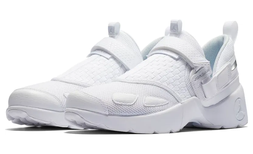 jordan-trunner 897992-100