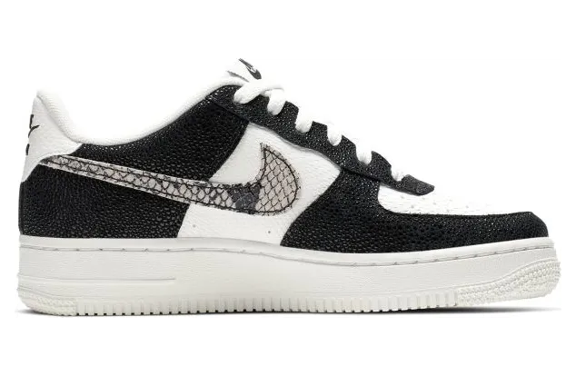 nike-air-force 820438-111