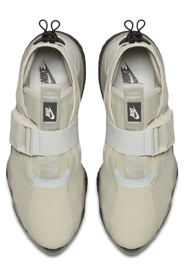 nike-komyuter 921664-002