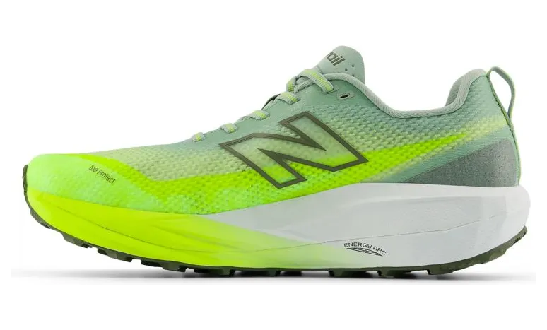 new-balance-fuelcell-supercomp MTRX5C9