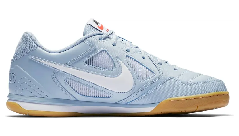 nike-gato AR9821-400