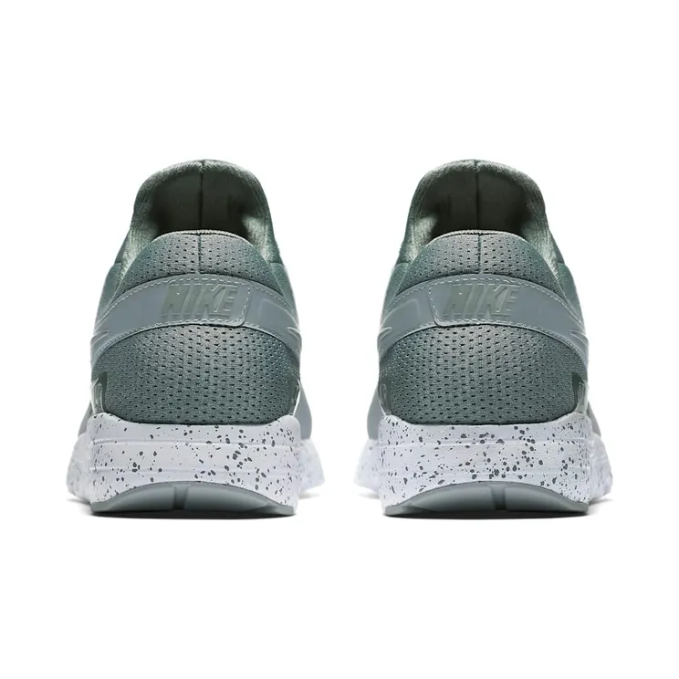 nike-air-max 881982-001