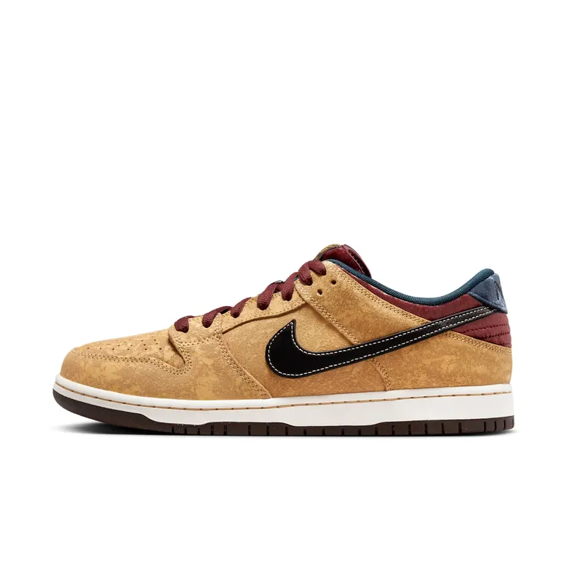 Nike SB Dunk “City Of Cinema” (FZ1278-200)