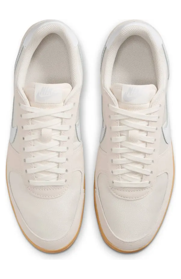 nike-field-general HF3165-107
