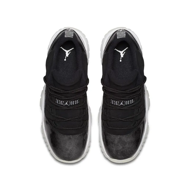 Jordan 11 Retro Low Barons (GS) Black/Metallic Silver-White (528896-010)