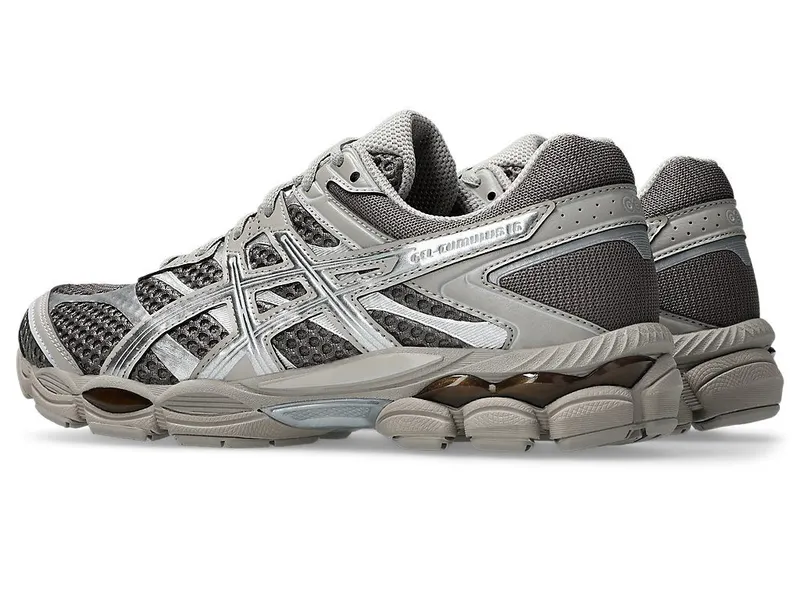 ASICS GEL-CUMULUS 16 “Cocoa Powder / Pure Silver” (1203A733-201)