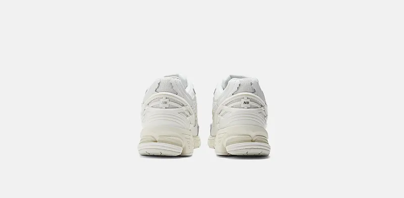 New Balance 1906R “Protection Pack” (M1906DE)