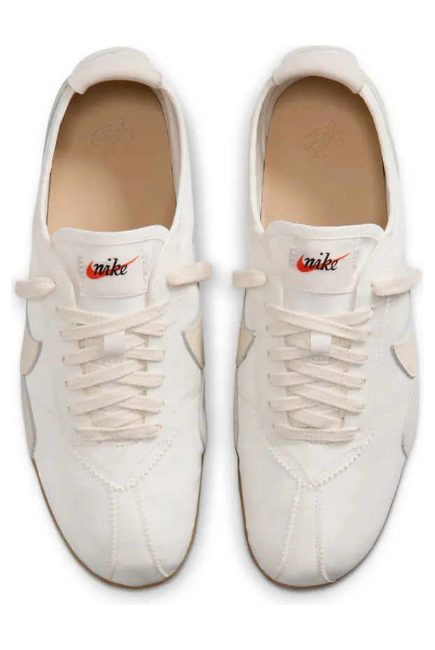 nike-moon-shoe IW0955-100