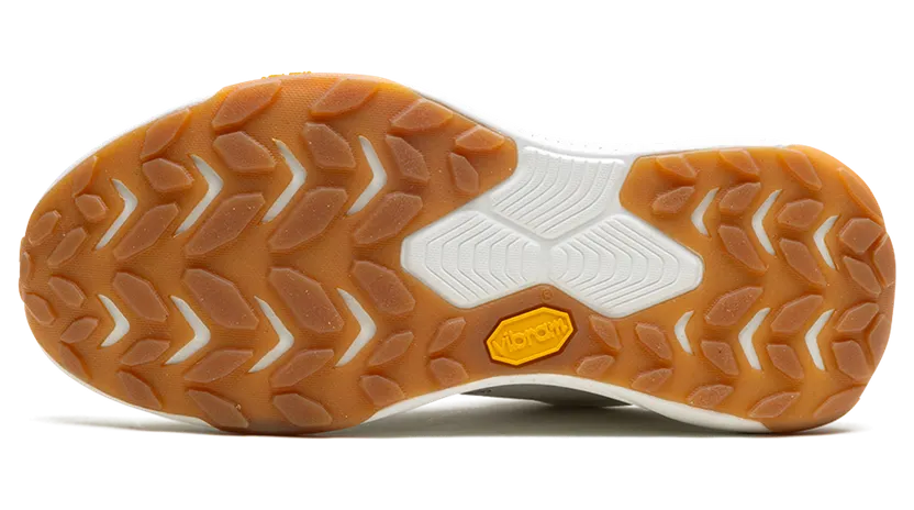 hoka-one-one-transport 1123154-WWH