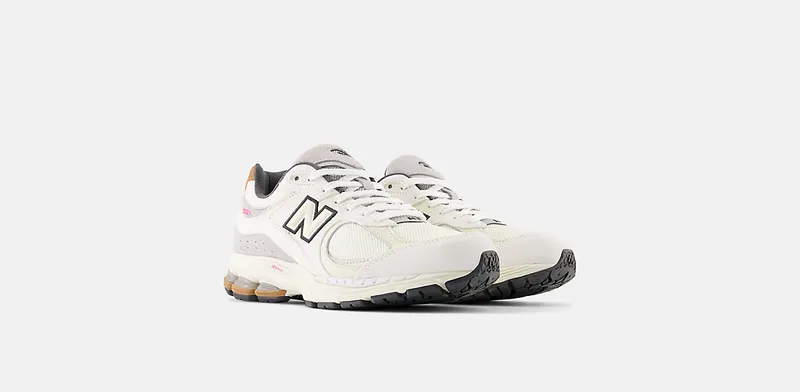 New Balance 2002R “Warm Alpaca” (M2002RQW)