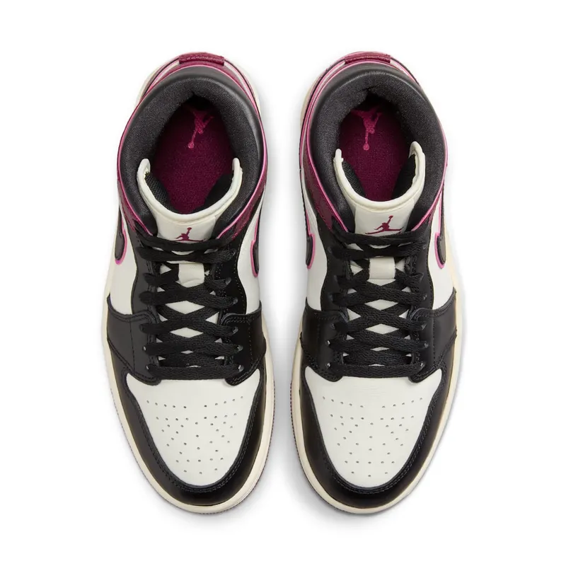 Air Jordan 1 “Bordeaux” (FQ7818-101)