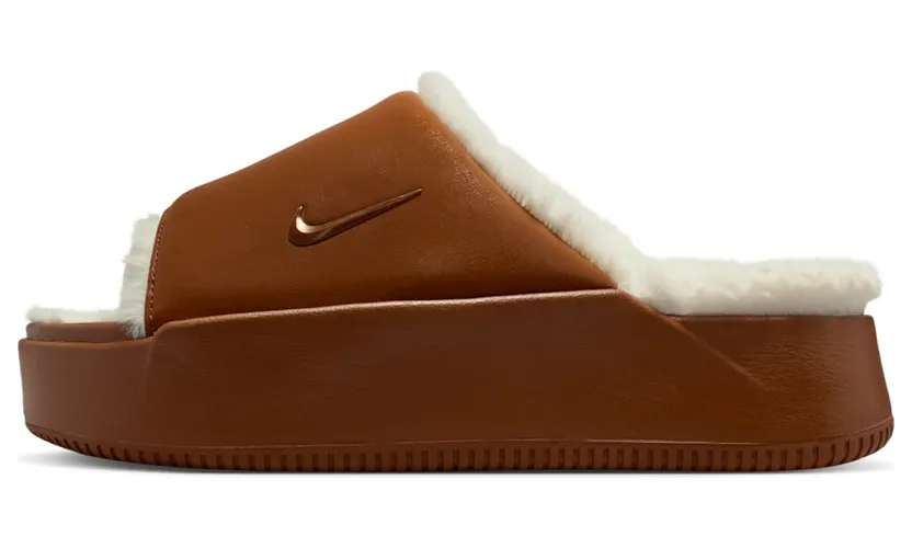 nike-calm IO0496-200