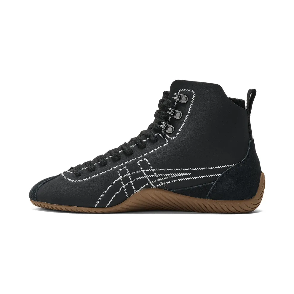 Onitsuka Tiger SCLAW MT Black White Gum (1183C154-001)