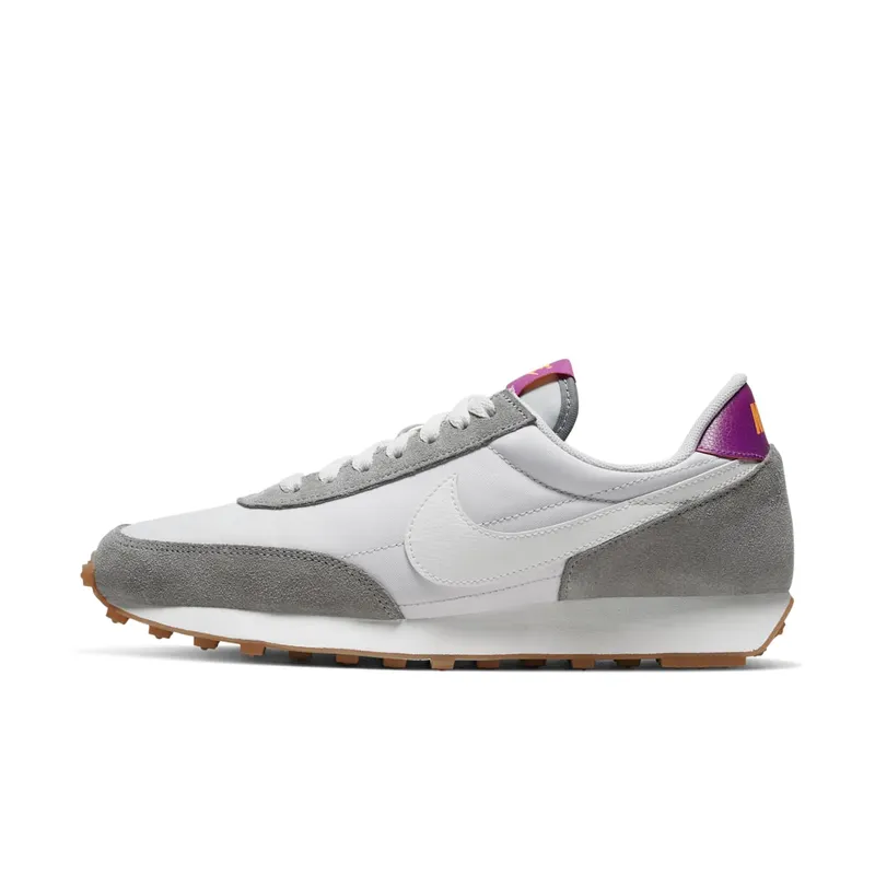 Nike Daybreak Particle Grey (W) Particle Grey/Vast Grey-Vivid Purple-Summit White (CK2351-004)