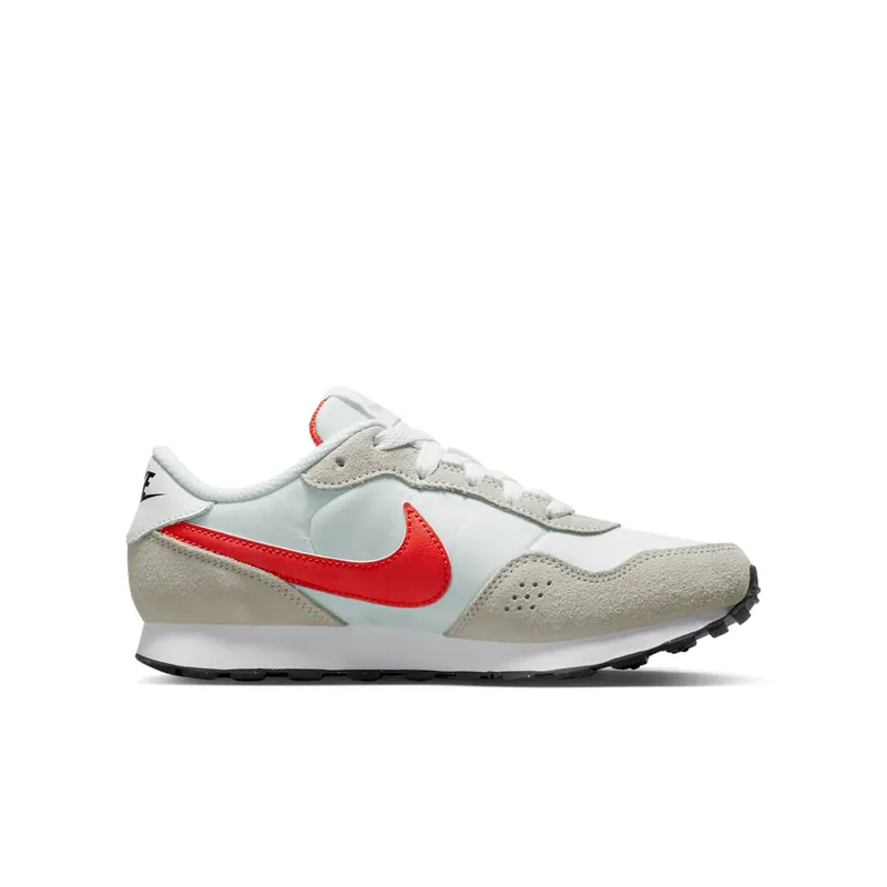 Nike MD Valiant GS “PURE PLATINUM PICANTE RED” (CN8558-020)