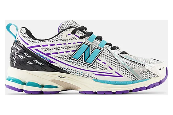 New Balance 1906R “White / Aqua Purple” (M1906RCF)